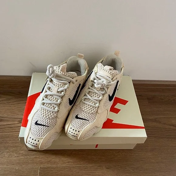 Nike Retro Cream Mesh Breathable Sneakers - Picture 2 of 6